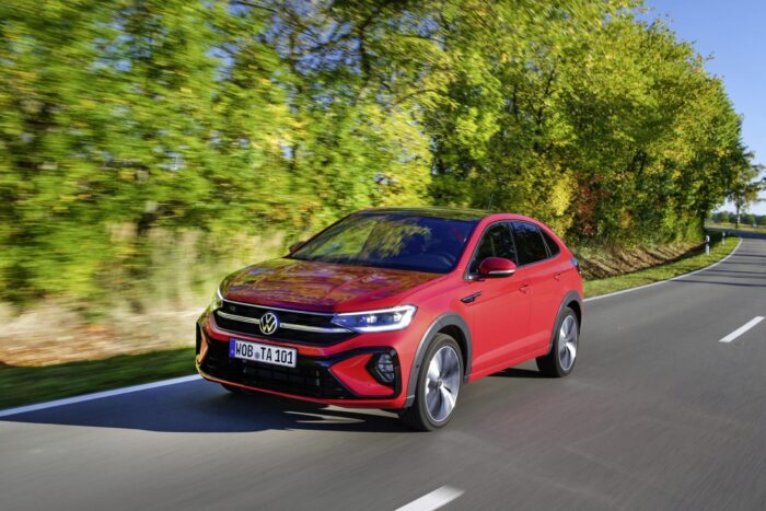 Volkswagen Taigo route de campagne